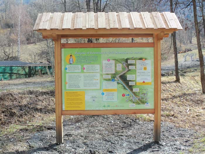 Panneau d'affichage en bois pour extérieur, panneau d'information