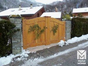 portail maison en bois