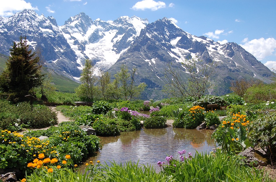 Le jardin alpin du Lautaret - Mobilier d'extérieur en mélèze - Monin ...