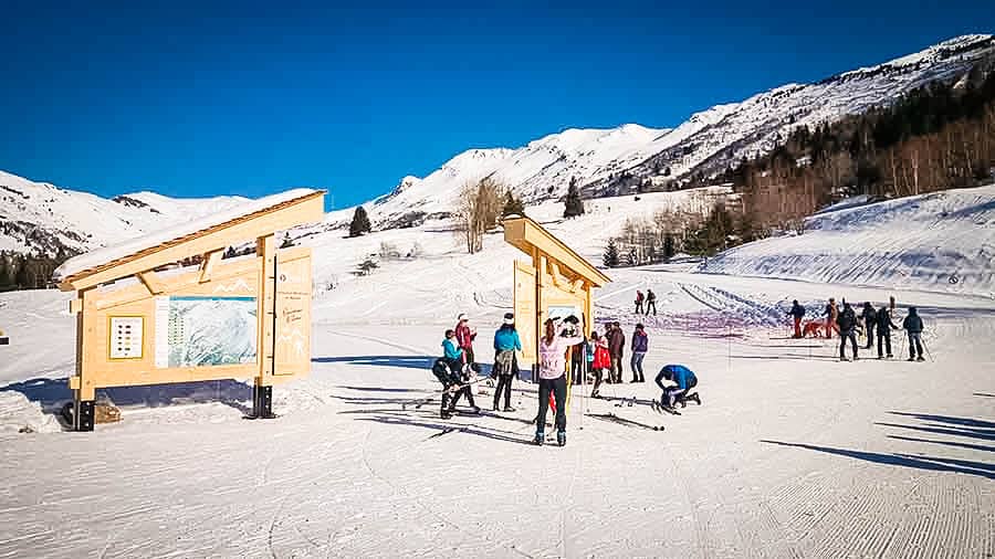 Râtelier à skis bois, porte skis bois, rack à skis bois