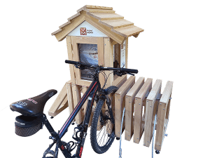 rack à vélos électriques en bois
