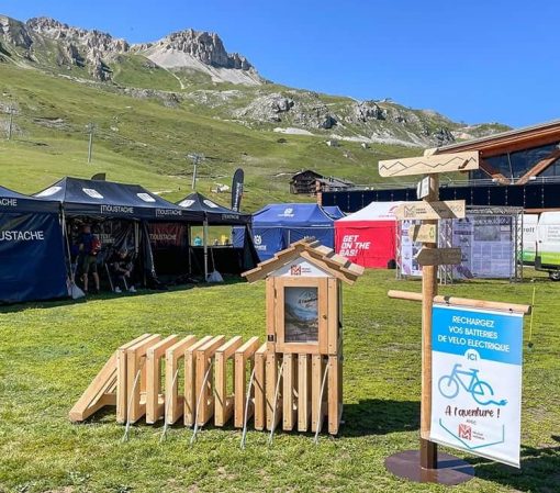 Râtelier en bois modulable à vélos électriques – Image 3